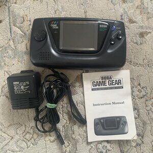 SEGA Game Gear Console And Manual Working With Issues Read Description AS-IS